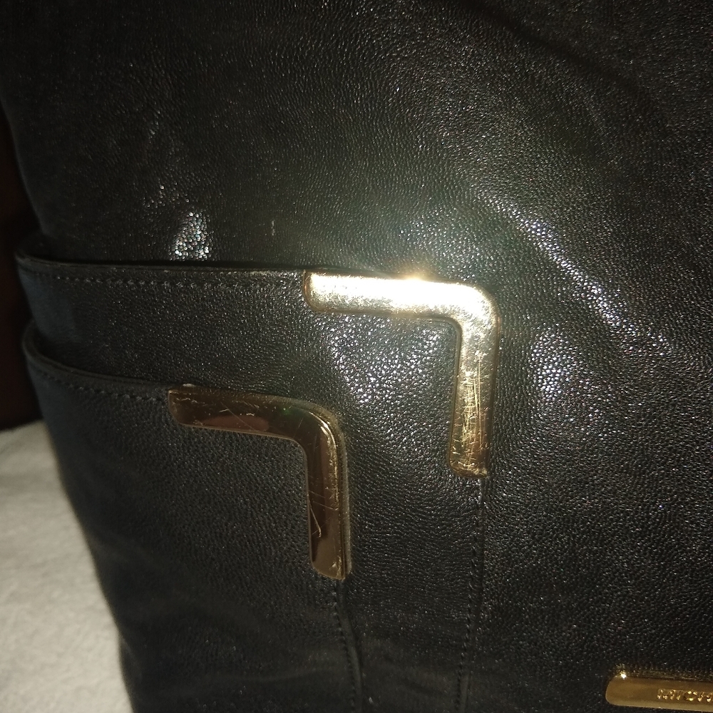 Michael Kors Beverly black leather hobo. - Picture 4 of 13